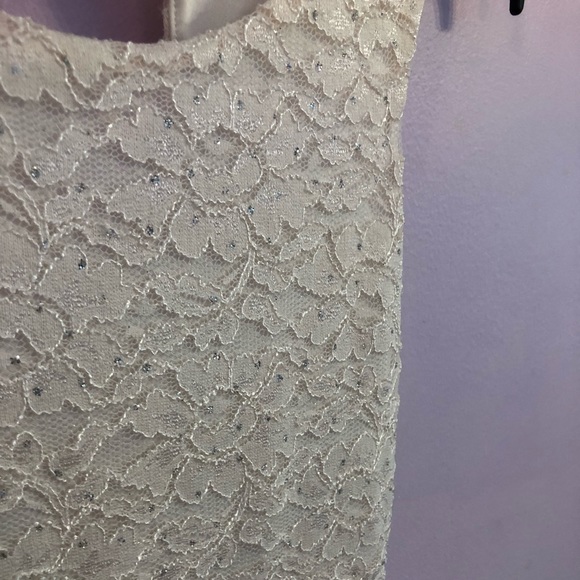 Girl’s Dress - Picture 2 of 5